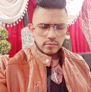 Meet your Posher, Alejandro